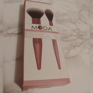 Moda brushes